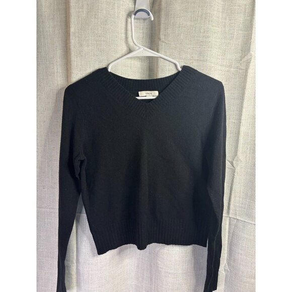 Vince Women's Cropped V Neck- Cashmere/Wool Blend, Trendy, Soft, Goes w anything - Picture 4 of 7